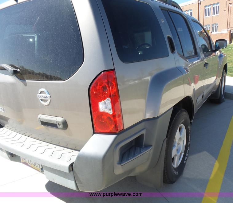 image for item L7402 2005 Nissan Xterra SUV