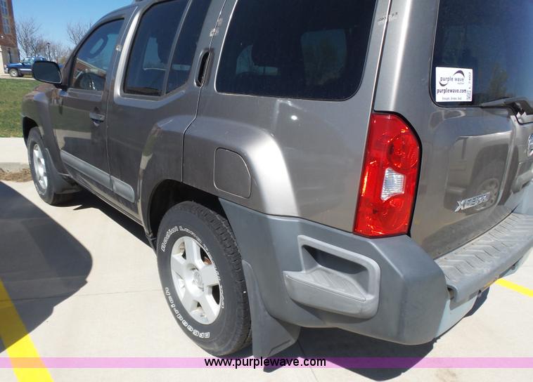image for item L7402 2005 Nissan Xterra SUV
