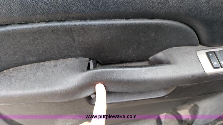 image for item L7436 2012 Chevrolet Tahoe Police SUV