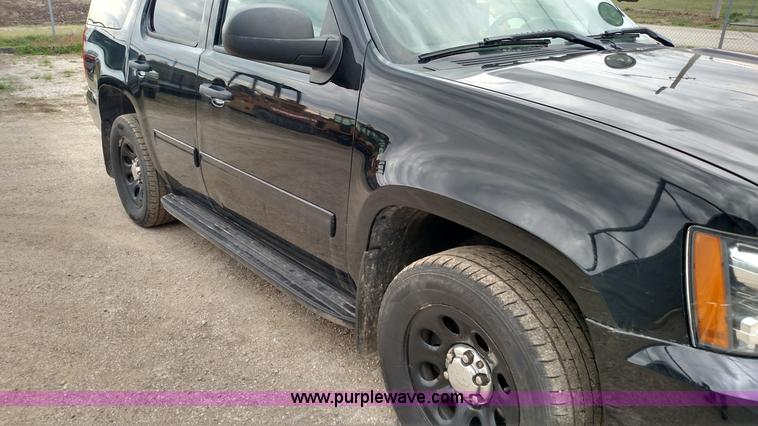 image for item L7436 2012 Chevrolet Tahoe Police SUV