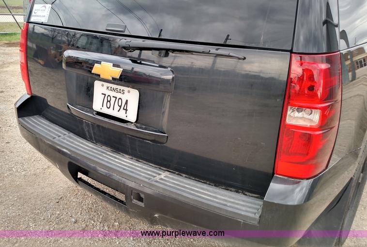image for item L7436 2012 Chevrolet Tahoe Police SUV