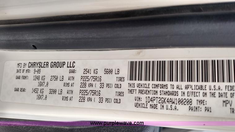 image for item L7438 2010 Dodge Nitro SE SUV