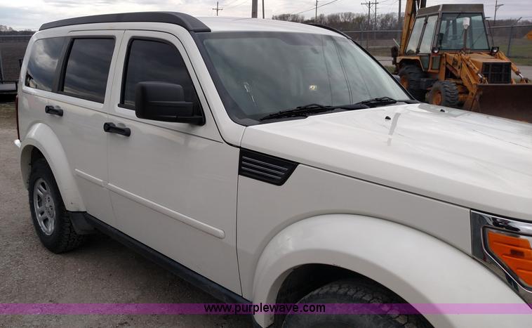 image for item L7438 2010 Dodge Nitro SE SUV