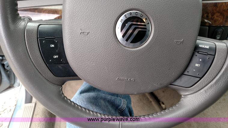 image for item L7439 2010 Mercury Grand Marquis LS