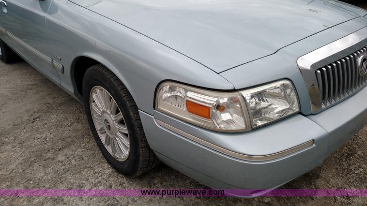 image for item L7439 2010 Mercury Grand Marquis LS