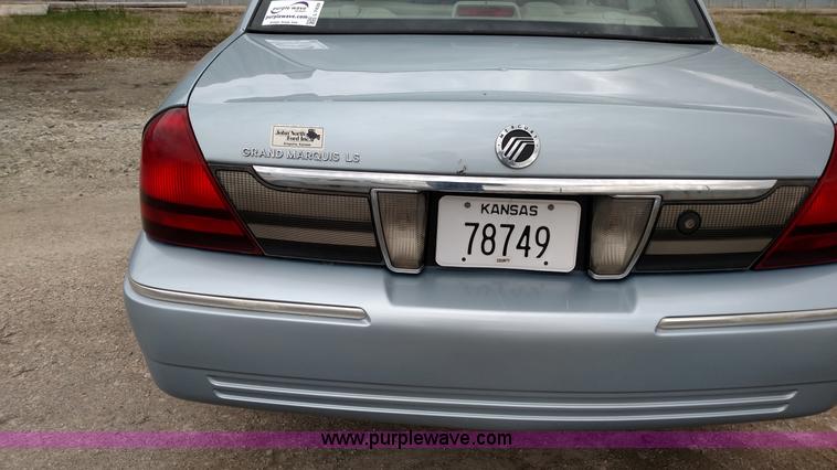 image for item L7439 2010 Mercury Grand Marquis LS