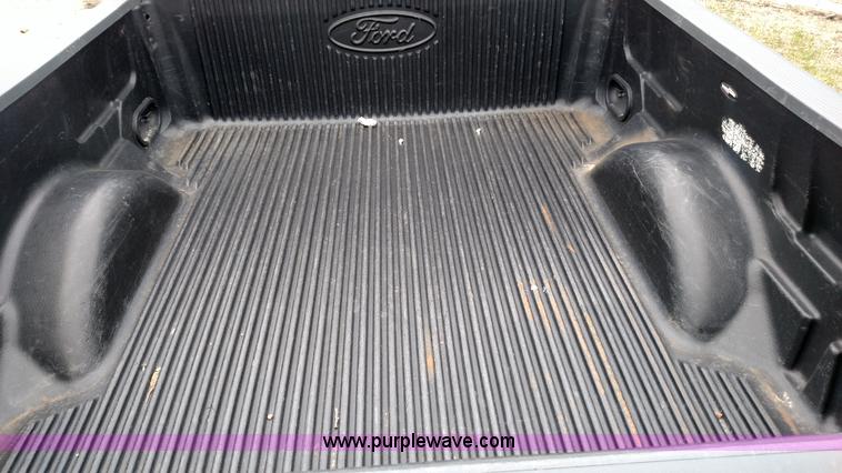 image for item L7440 1999 Ford F150 SuperCab pickup truck