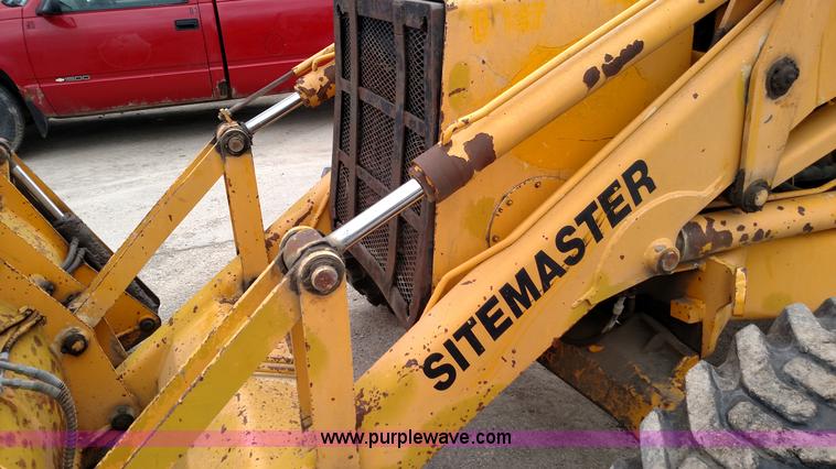 image for item L7442 JCB Sitemaster backhoe
