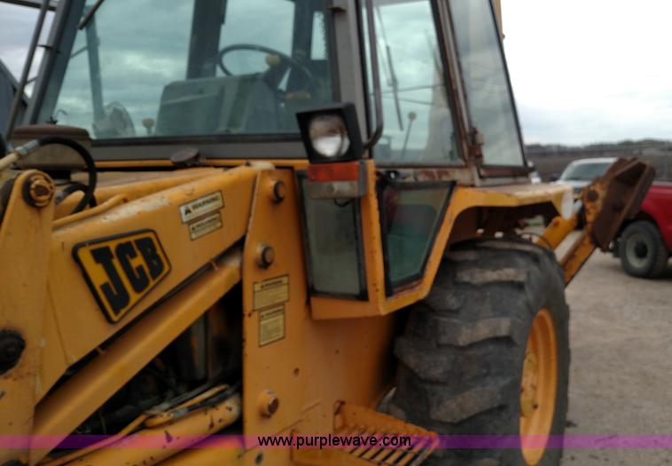 image for item L7442 JCB Sitemaster backhoe
