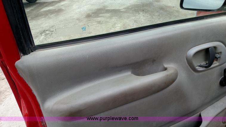 image for item L7443 1998 Chevrolet 1500 pickup truck