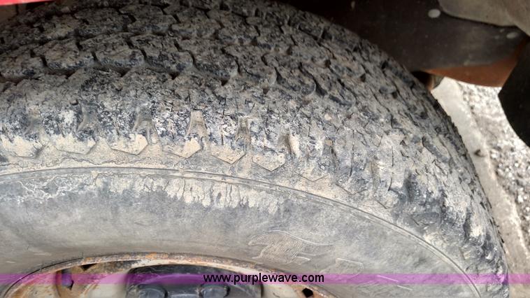 image for item L7443 1998 Chevrolet 1500 pickup truck