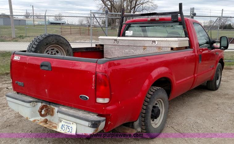 image for item L7444 1999 Ford F250 Super Duty pickup truck