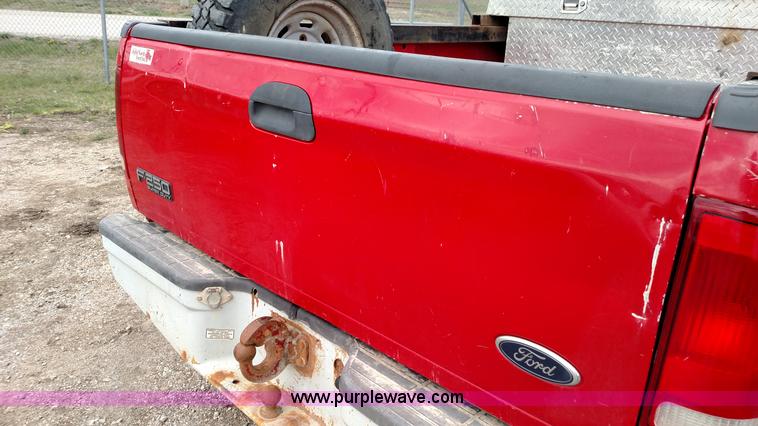 image for item L7444 1999 Ford F250 Super Duty pickup truck