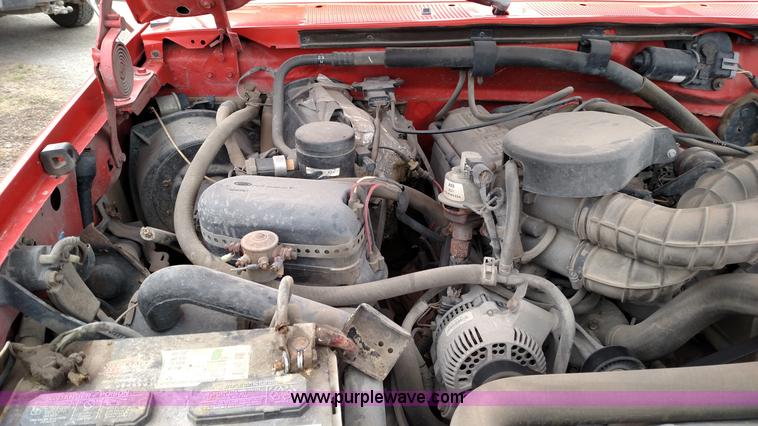 image for item L7445 1995 Ford F250 HD XL pickup truck