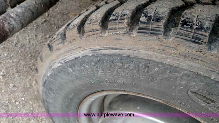 image for item L7445 1995 Ford F250 HD XL pickup truck