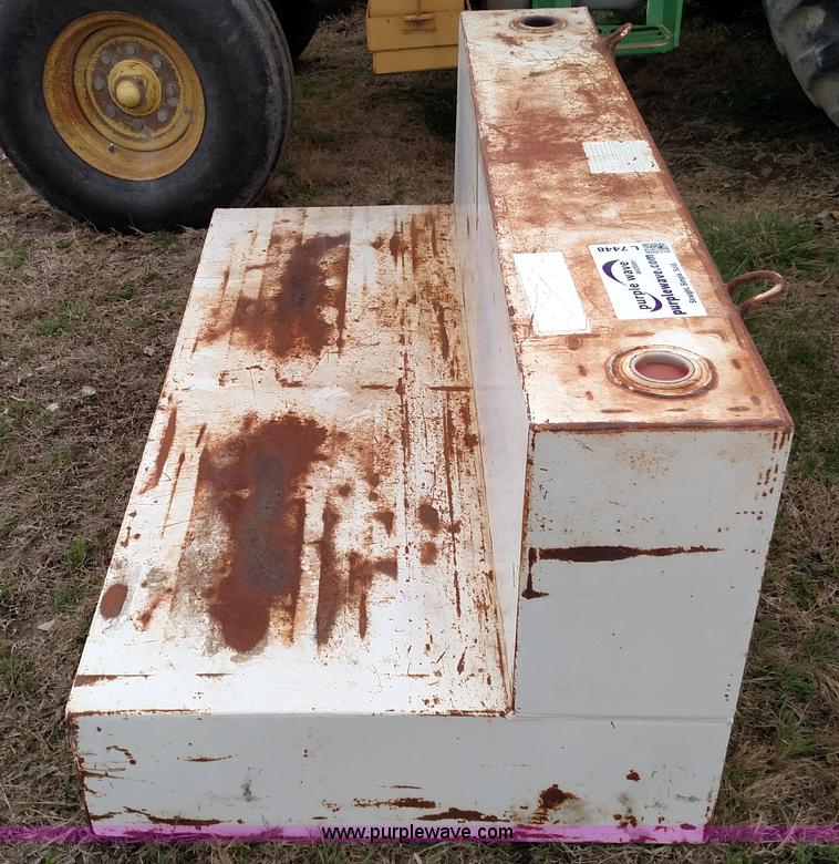 image for item L7448 L-shaped fuel tank