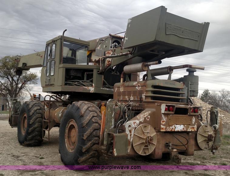 image for item L7450 1983 Pettibone 80 rough terrain crane