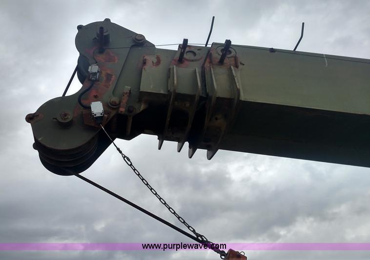 image for item L7450 1983 Pettibone 80 rough terrain crane