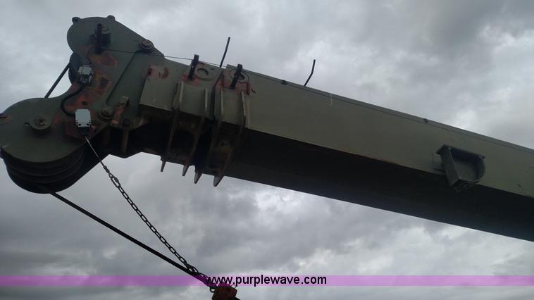 image for item L7450 1983 Pettibone 80 rough terrain crane