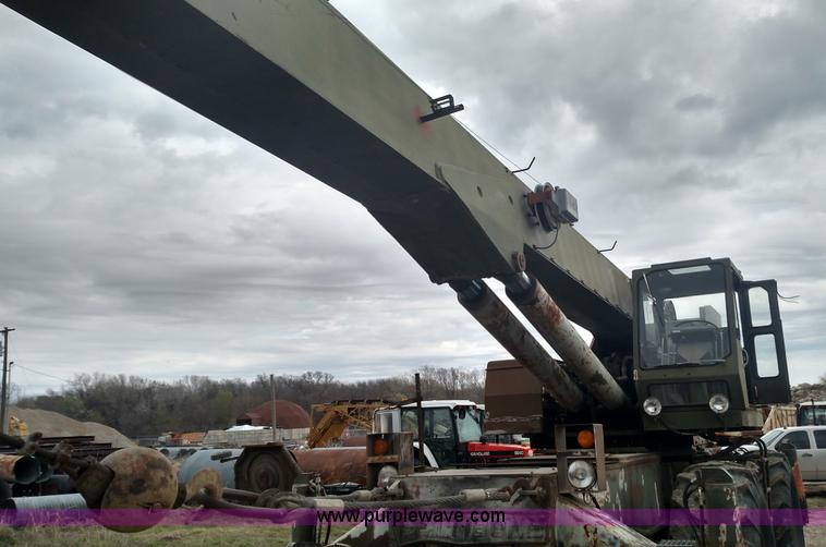 image for item L7450 1983 Pettibone 80 rough terrain crane