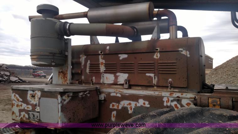 image for item L7450 1983 Pettibone 80 rough terrain crane