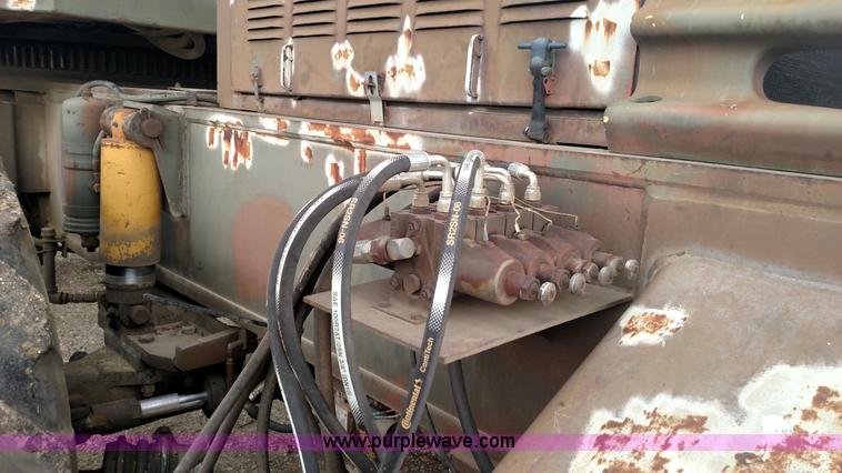 image for item L7450 1983 Pettibone 80 rough terrain crane