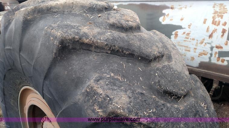 image for item L7450 1983 Pettibone 80 rough terrain crane