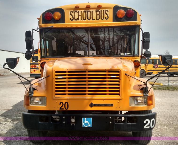 image for item L7456 1999 International 3800 school bus