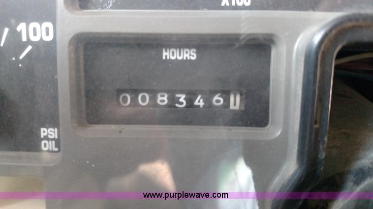 image for item L7456 1999 International 3800 school bus