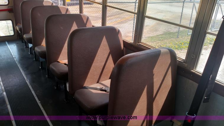 image for item L7456 1999 International 3800 school bus