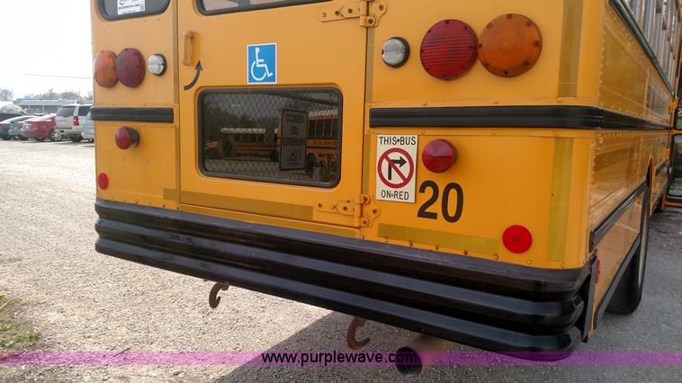 image for item L7456 1999 International 3800 school bus