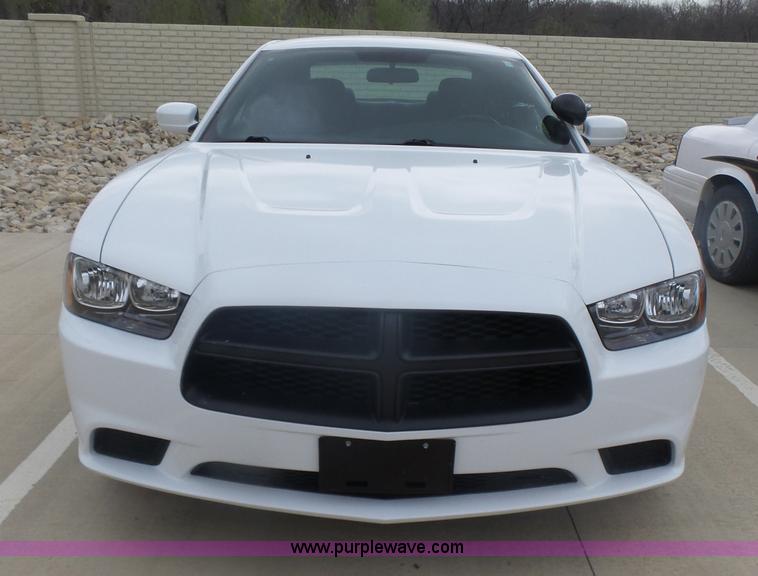 image for item L7476 2012 Dodge Charger Police