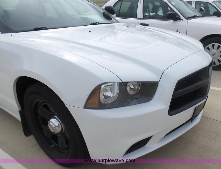 image for item L7476 2012 Dodge Charger Police