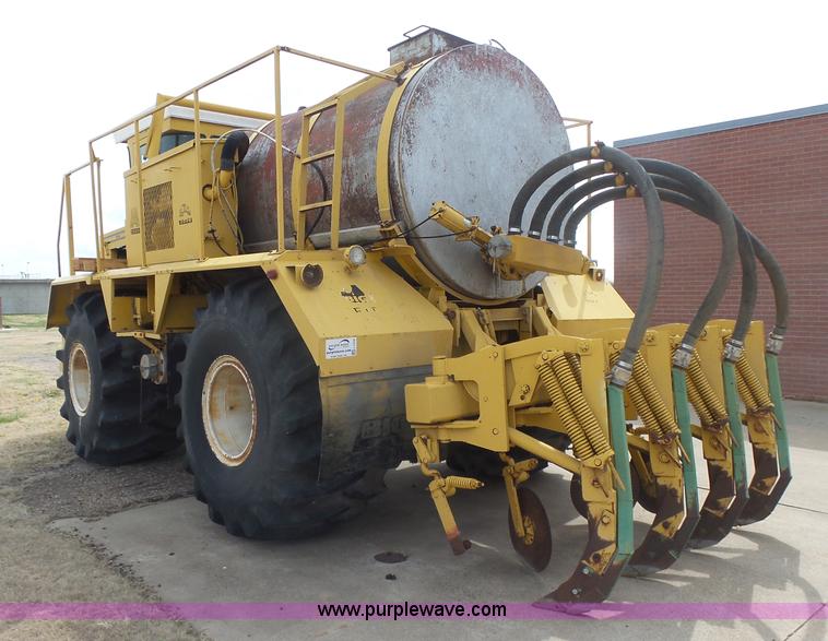 image for item L7478 1980 Big A self-propelled applicator