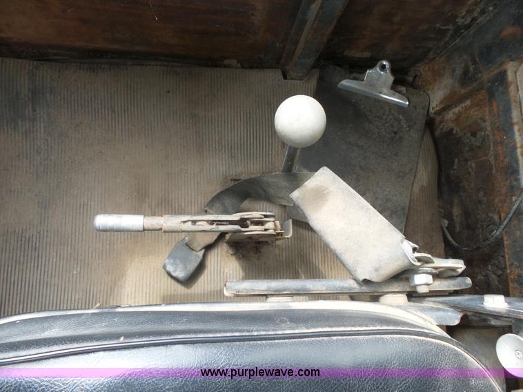 image for item L7478 1980 Big A self-propelled applicator