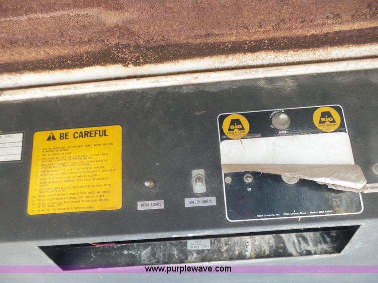 image for item L7478 1980 Big A self-propelled applicator