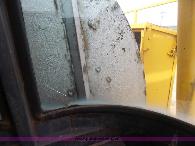 image for item L7478 1980 Big A self-propelled applicator