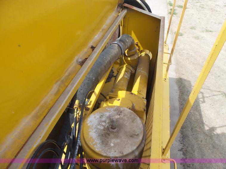 image for item L7478 1980 Big A self-propelled applicator