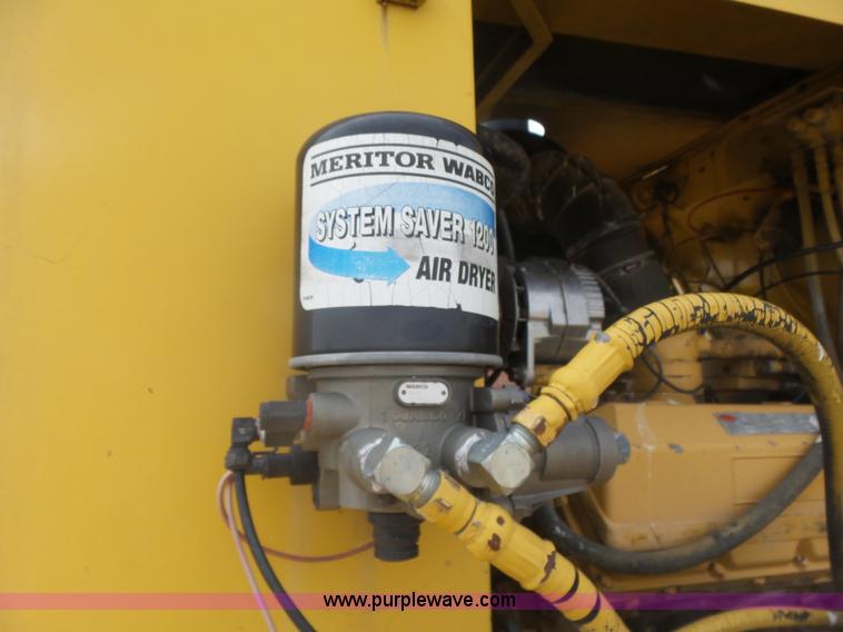 image for item L7478 1980 Big A self-propelled applicator