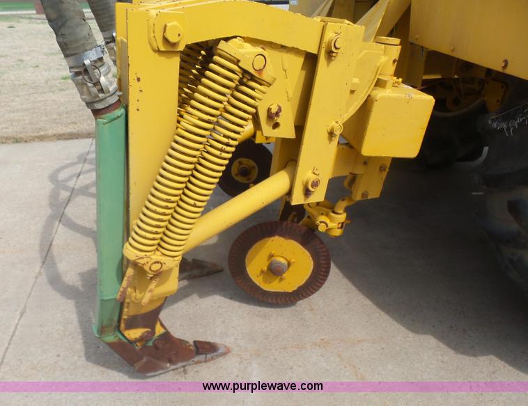 image for item L7478 1980 Big A self-propelled applicator