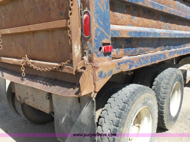 image for item L7480 1977 International Transtar 4300 dump truck<br />A bidding error occurred in the last moments of bidding on this asset in our April 28 Construction Equipment Auction.