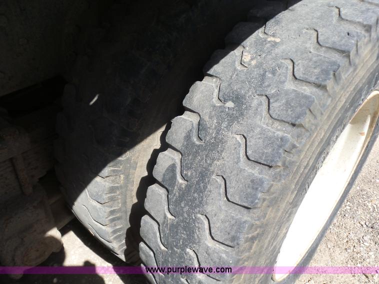 image for item L7480 1977 International Transtar 4300 dump truck<br />A bidding error occurred in the last moments of bidding on this asset in our April 28 Construction Equipment Auction.