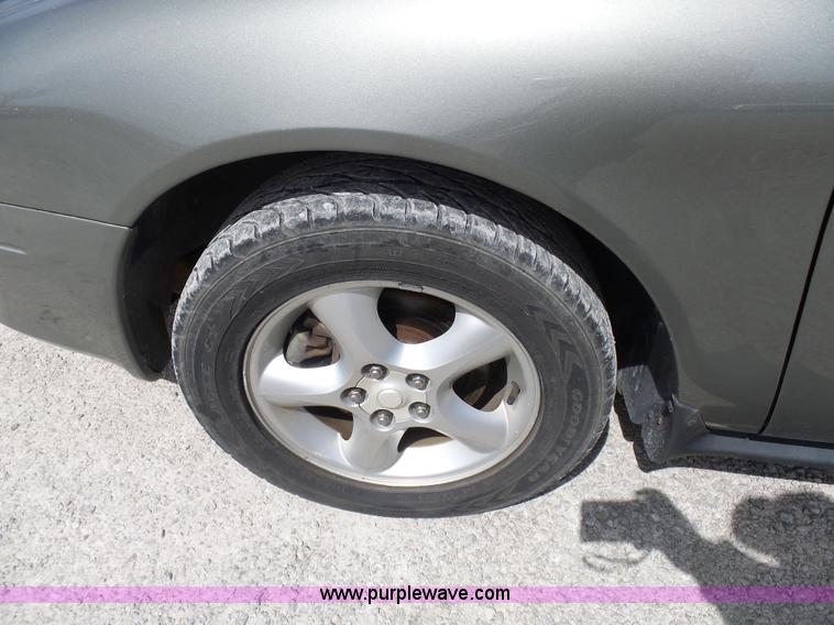 image for item N9452 2002 Ford Taurus SES