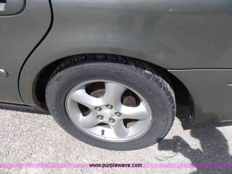 image for item N9452 2002 Ford Taurus SES