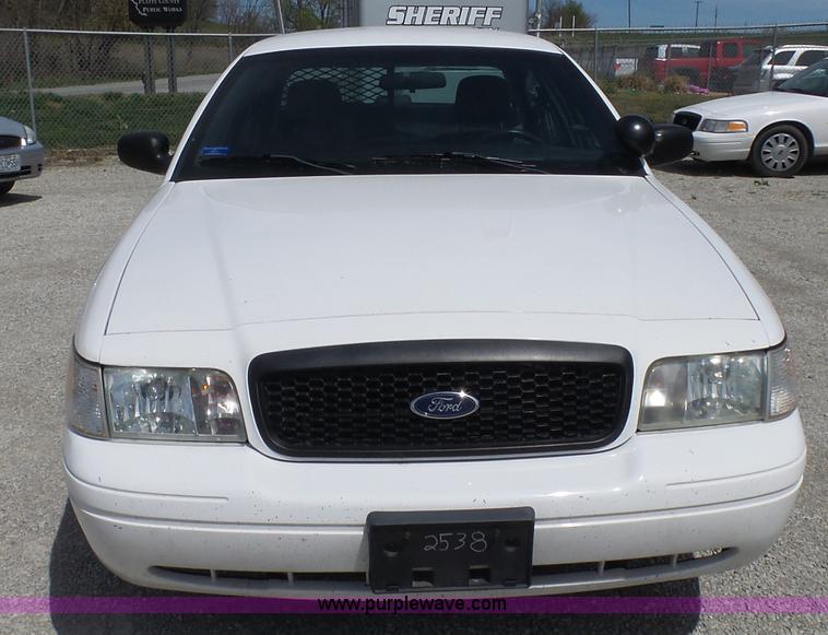 image for item N9453 2009 Ford Crown Victoria Police Interceptor