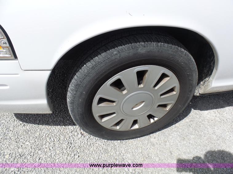 image for item N9453 2009 Ford Crown Victoria Police Interceptor