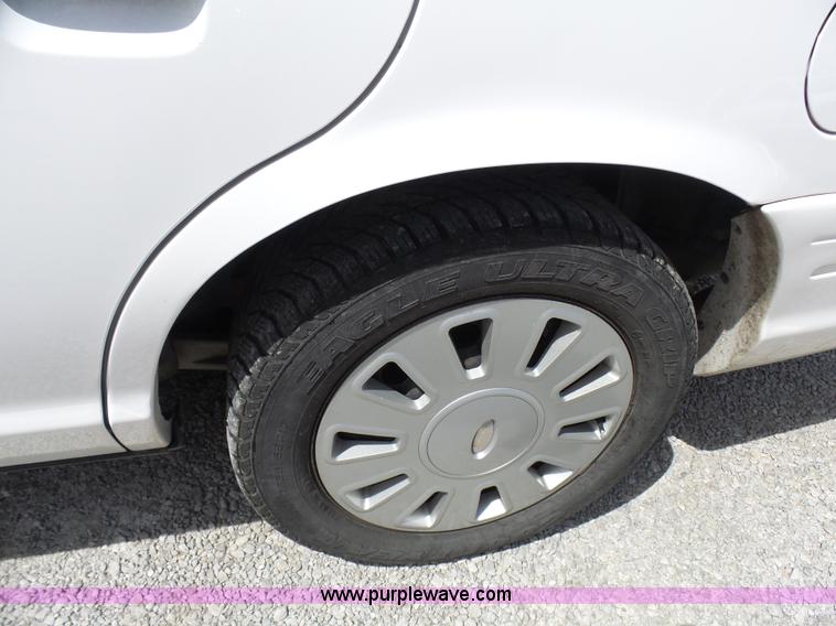 image for item N9453 2009 Ford Crown Victoria Police Interceptor