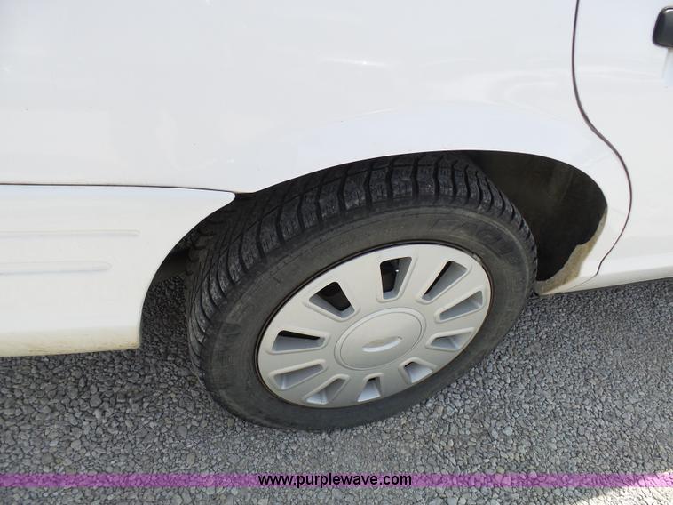 image for item N9453 2009 Ford Crown Victoria Police Interceptor