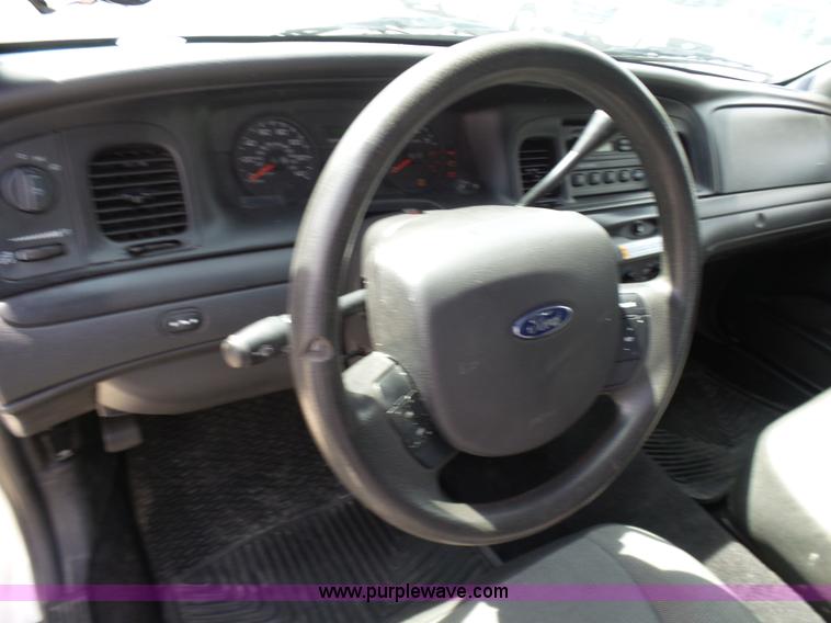image for item N9453 2009 Ford Crown Victoria Police Interceptor