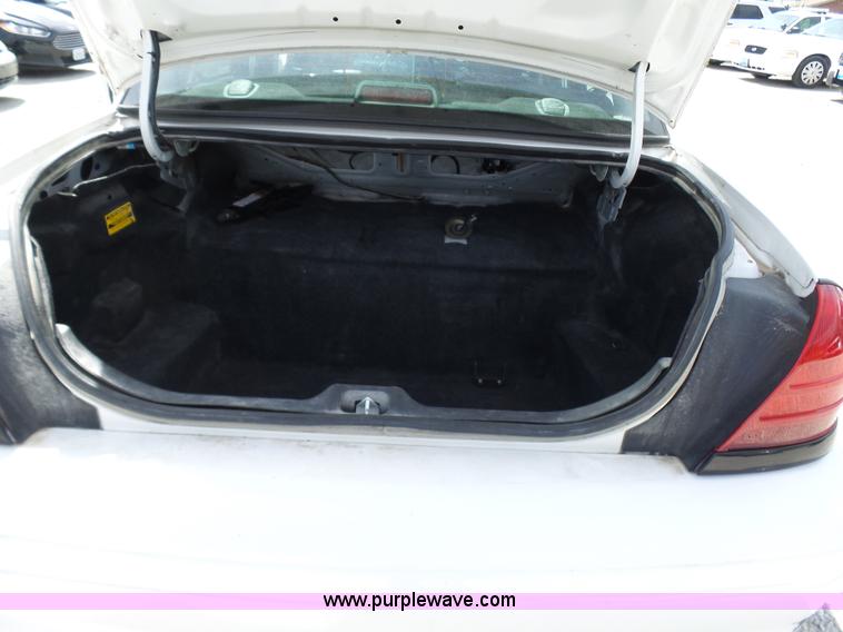 image for item N9453 2009 Ford Crown Victoria Police Interceptor